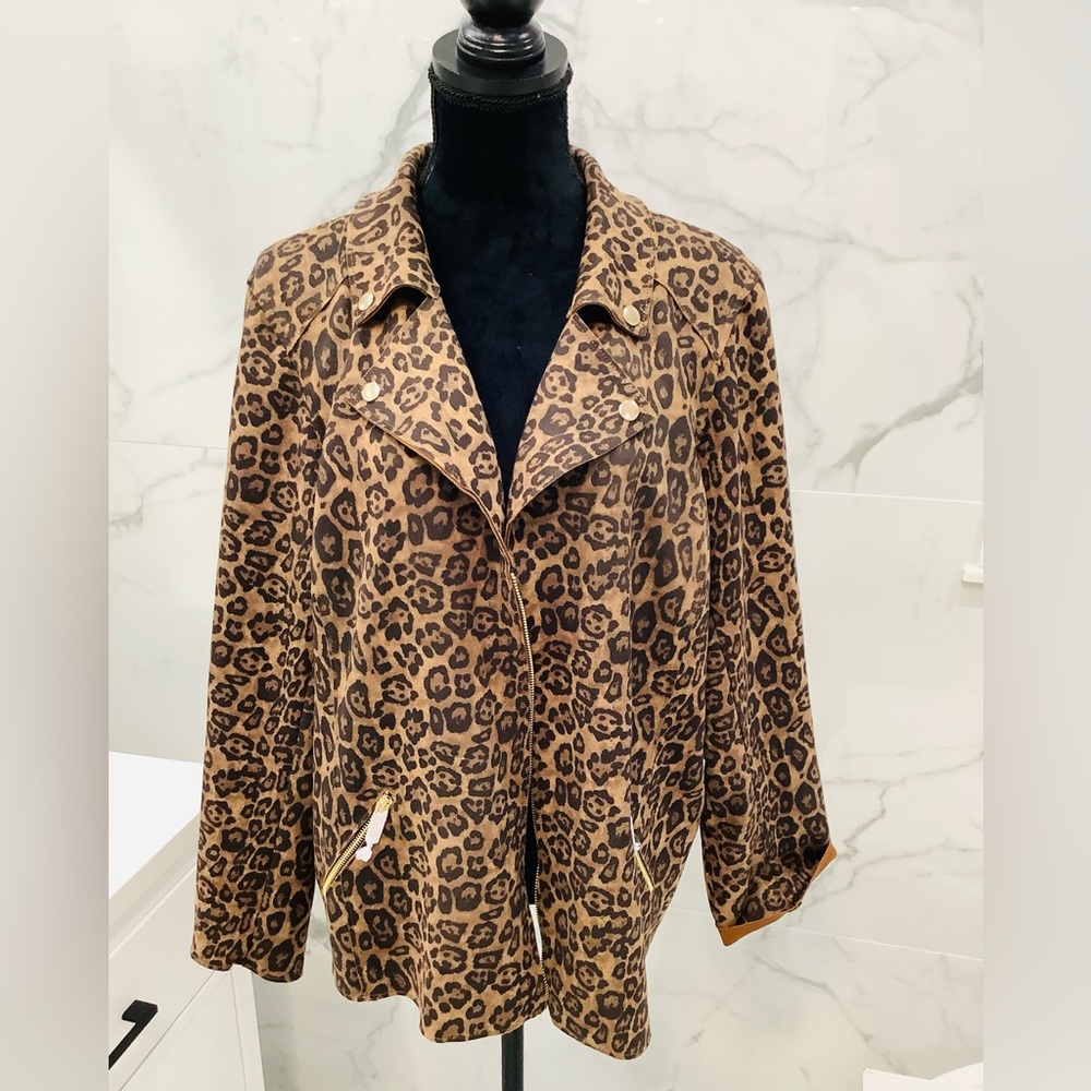 Stylish Lightweight Jacket - image 5